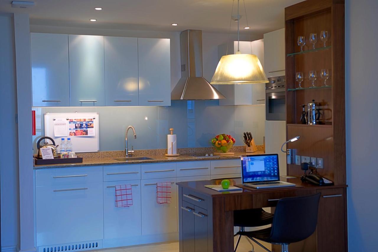 Staybridge Suites Yas Island Abu Dhabi By Ihg ภายนอก รูปภาพ