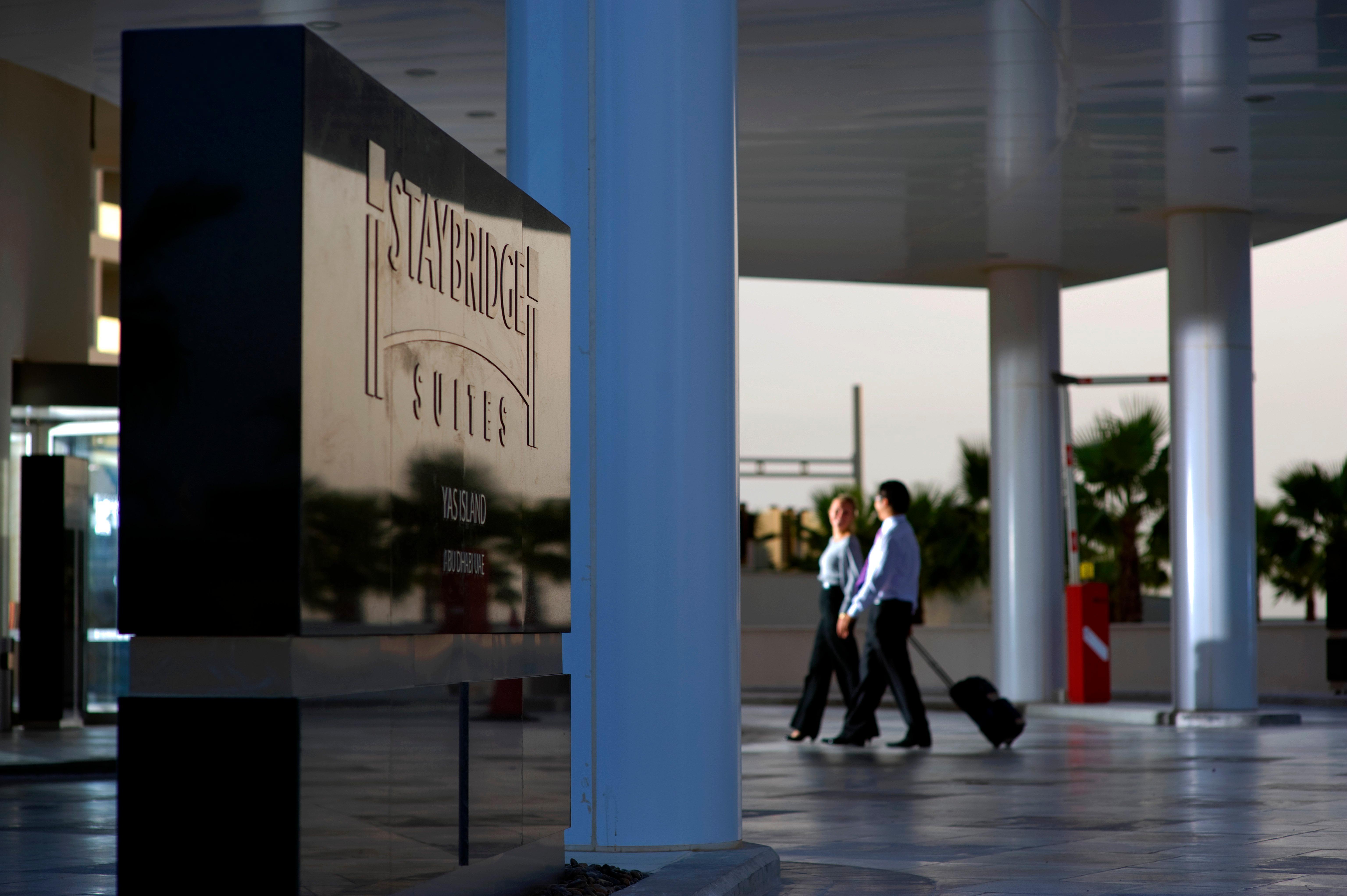 Staybridge Suites Yas Island Abu Dhabi By Ihg ภายนอก รูปภาพ