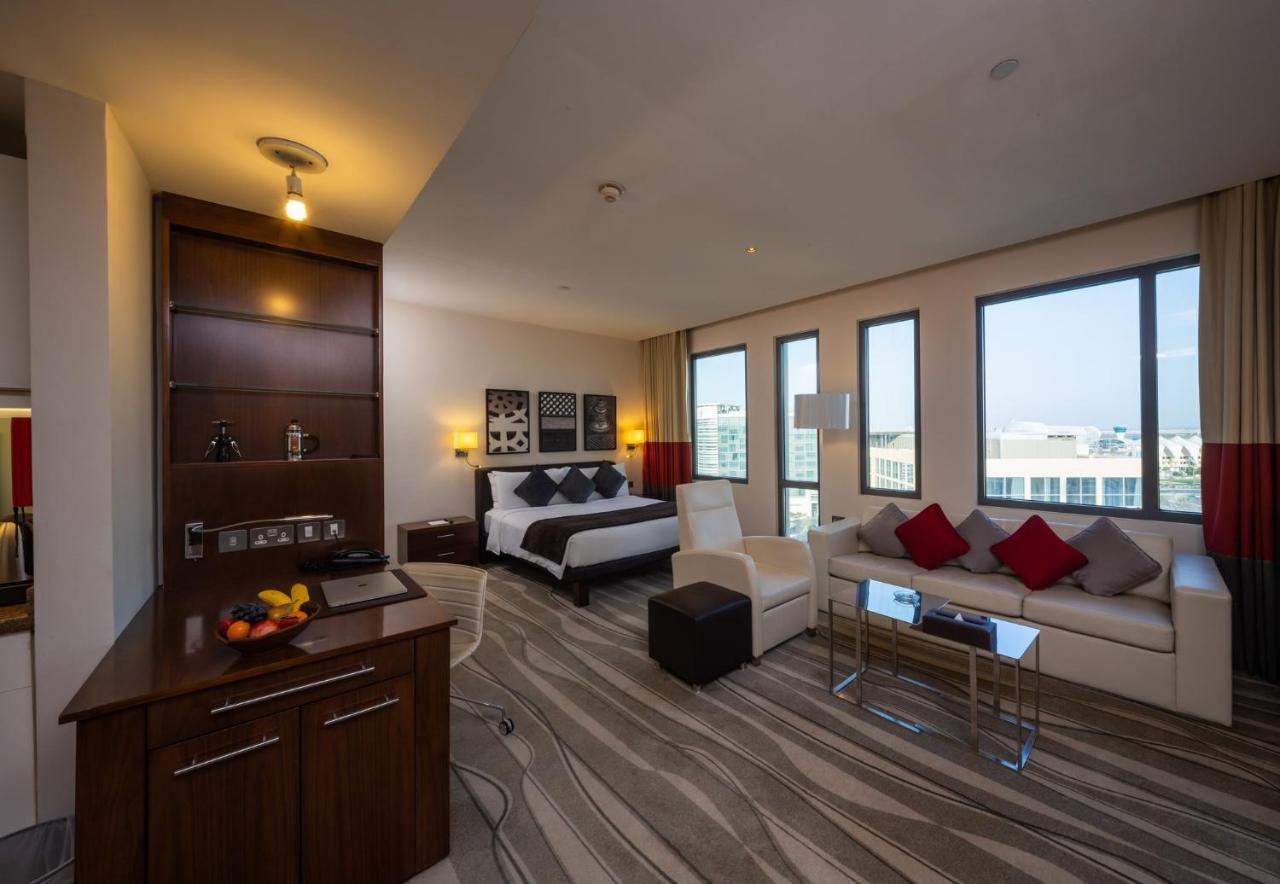 Staybridge Suites Yas Island Abu Dhabi By Ihg ภายนอก รูปภาพ