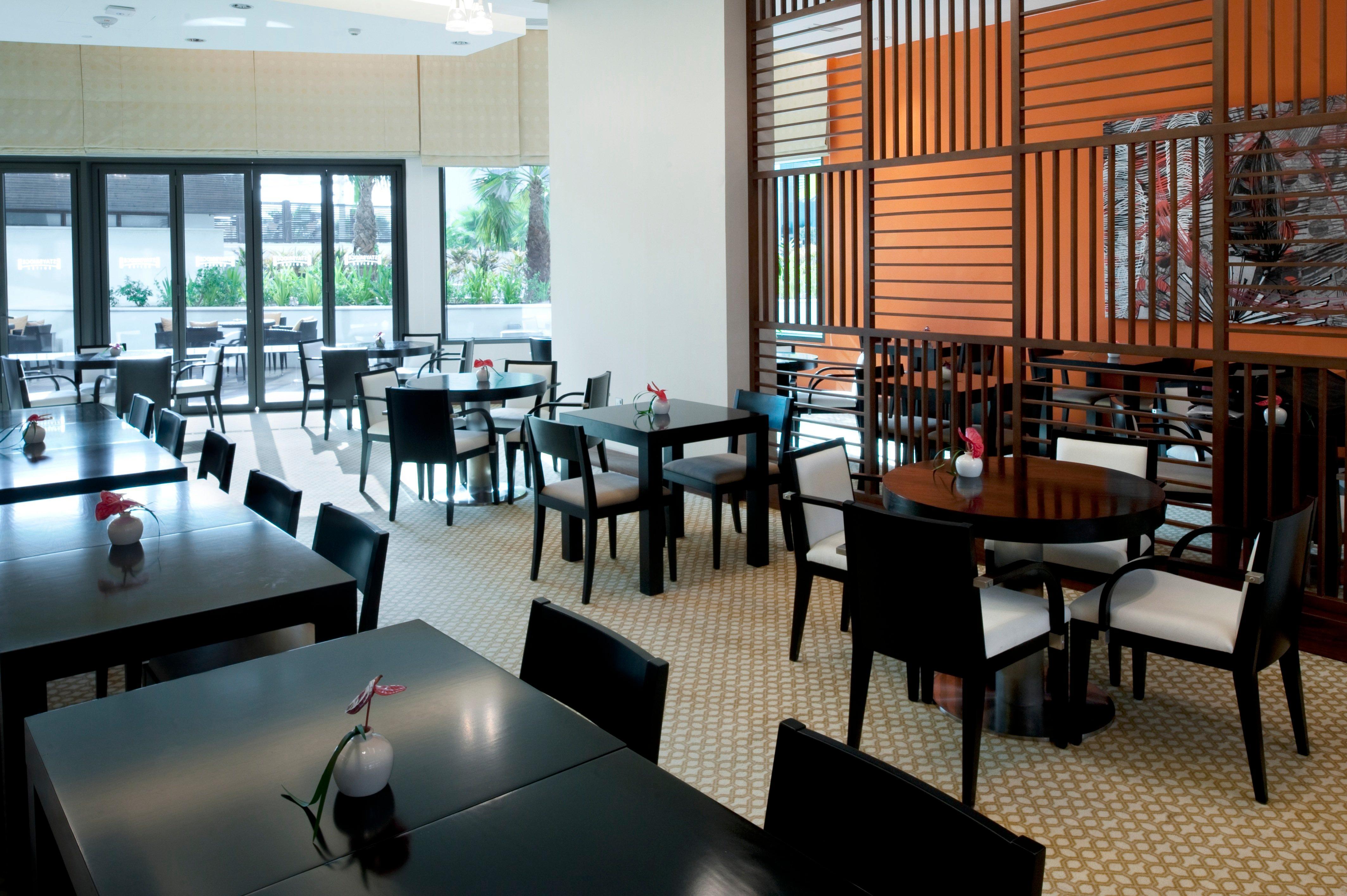Staybridge Suites Yas Island Abu Dhabi By Ihg ร้านอาหาร รูปภาพ
