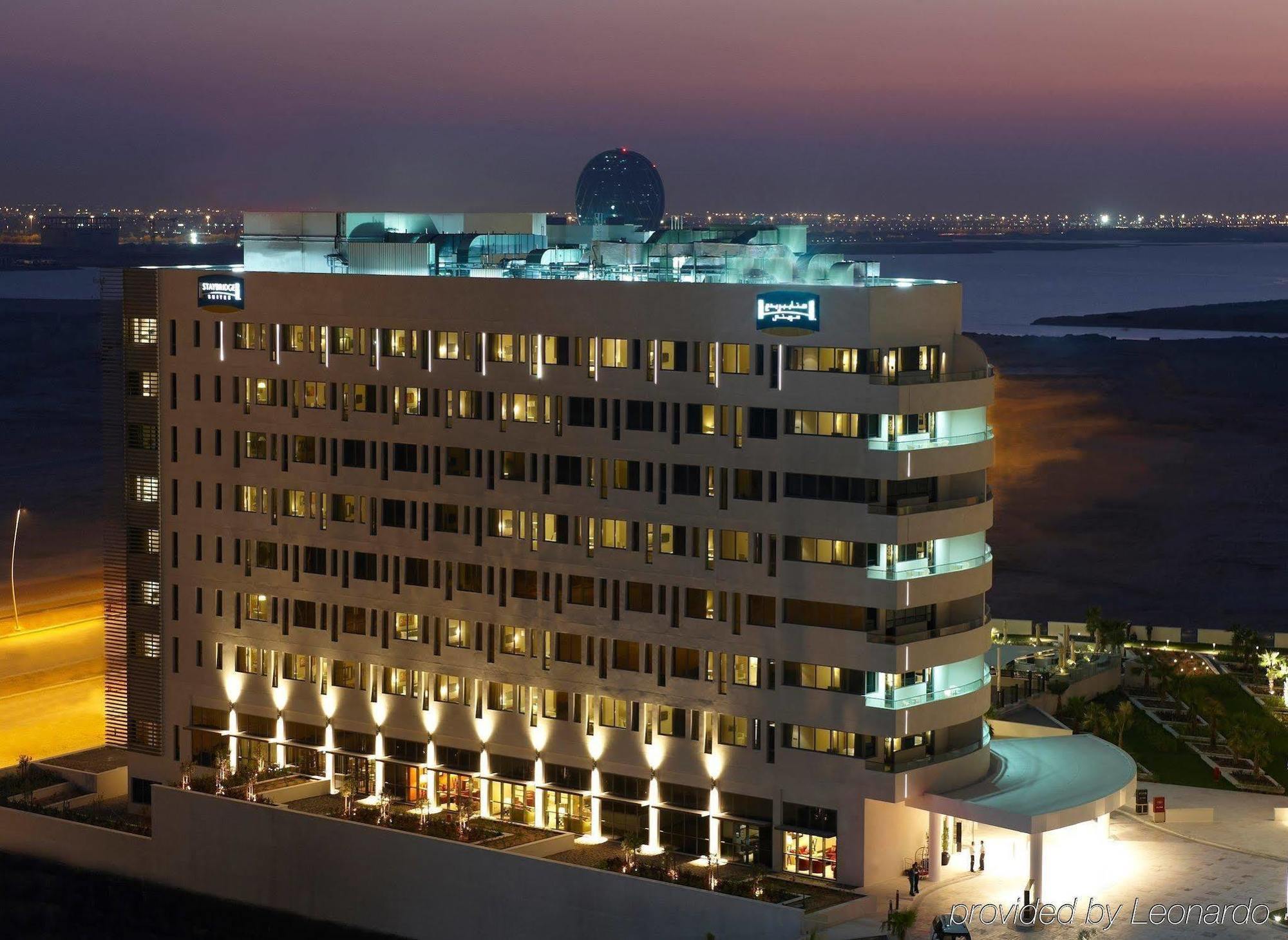 Staybridge Suites Yas Island Abu Dhabi By Ihg ภายนอก รูปภาพ